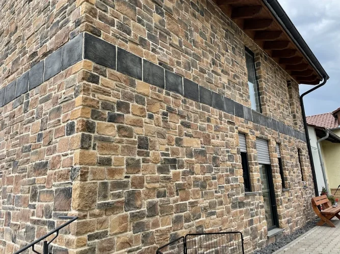 Kamenný obklad, Z BETONU, MIX Colorado, hnědo-černá, 150 – 500 x 100 – 300 mm, tloušťka 20 - 60 mm, 0,5 m2