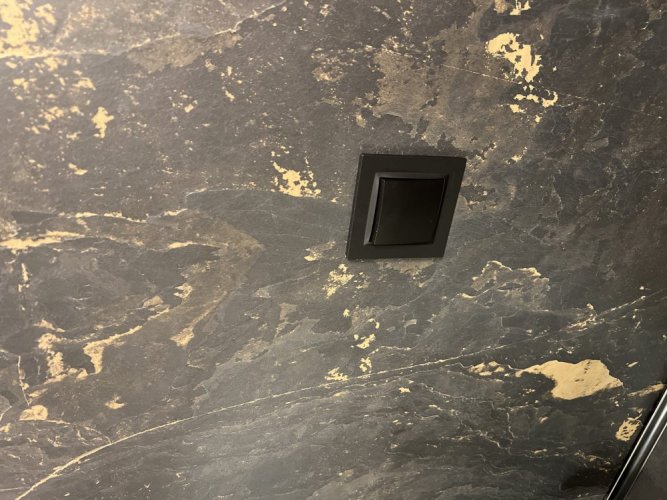 Kamenná dýha - Black Slate Gold, 1220 x 610 x 3 mm