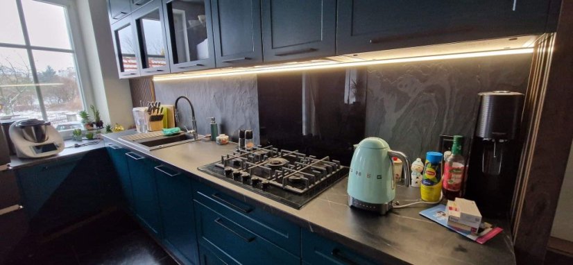 Kamenná dýha - Black Slate, 1220 x 610 x 3 mm