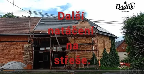Byli jsme se podívat přímo při montáži plastového šindele EUREKO DDS II