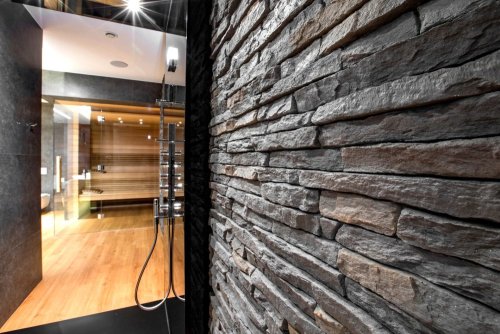 Realizace betonového obkladu SIERRA 3 v relaxačním studiu