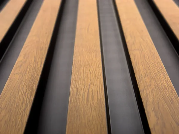 Nejlepší obkladové panely do koupelny s technologií proti poškrábání