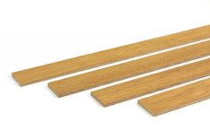 VZOREK - Dřevěná krycí lišta IROKO - broušený, olejovaný, rozměr vzorku: 30 x 200 mm