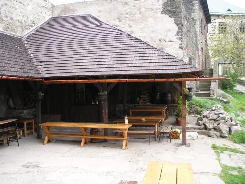 Pardubice hrad, Kunětická Hora, dřevěný šindel, 2006
