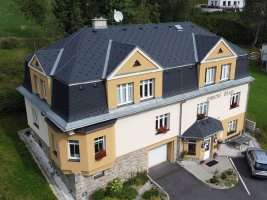 Realizace střešní krytiny EUREKO CPS na obecním úřadu