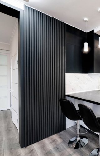 Lamely na filcu představují moderní interiérový obklad