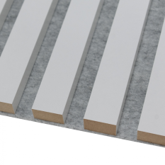 VZOREK - Akustický panel - BÍLÝ | ŠEDÝ akustický podklad - ROZMĚR VZORKU: 200 x 100 mm
