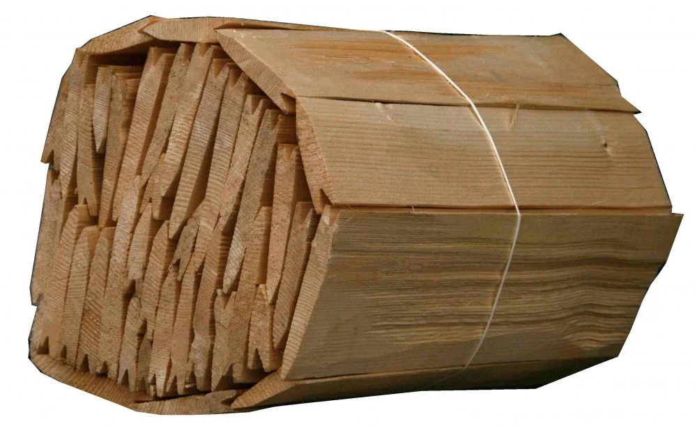 Valašský modřínový šindel, délky 60 cm, kónický