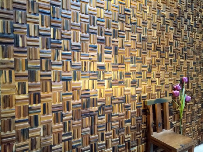 Dřevěná lodní mozaika  - obkladový panel 300 x 300 x 7-14 mm (0,09 m²)