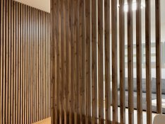 Dělící lamelová stěna - DUB WOTAN, (kompletní sada), MDF + FINISH FOLIE, 29 předpřipravených šířek od 510 do 2750 mm, libovolná výška (maximálně 2750 mm), 70 mm tloušťka příčky