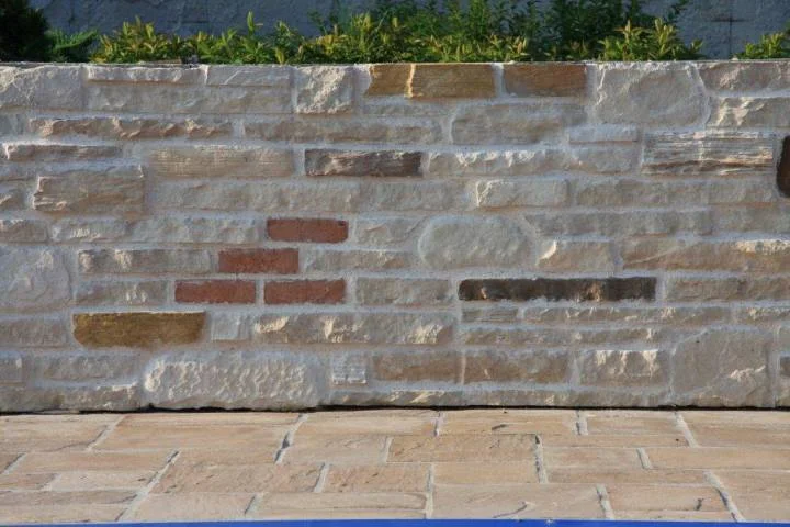 Kamenný obklad, Z BETONU, MIX Rustico, mix barev, 150 – 500 x 100 – 300 mm, tloušťka 20 - 60 mm, 0,75 m2