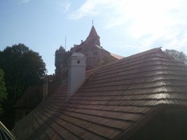 Hrad Perštějn, dřevěný šindel, 2009