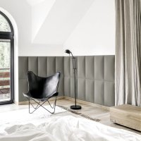 Realizace čalouněných panelů MELANGE – Šedé zátiší plné luxusu