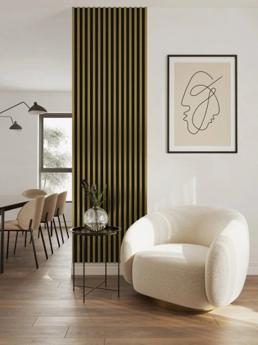 Realizace dřevěných lamel LINEA SLIM 3 – Zlatá mezi obývákem a jídelnou