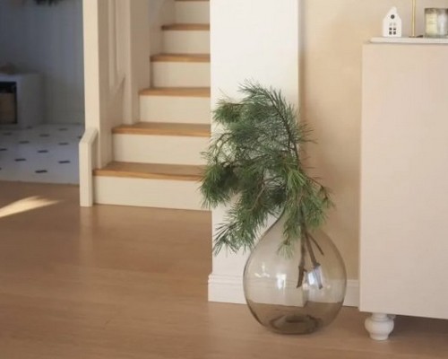 Jak instalovat lišty na schodišti?