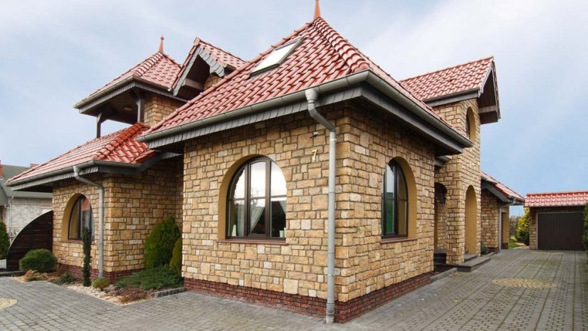 Betonový obklad, ROH, Z BETONU, CALABRIA 1 - mocca, středně hnědá, tloušťka 10-28 mm, 0.40 m2