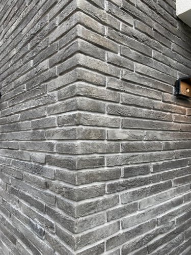 Cihlový obklad, Z BETONU, Mura Brick FUEGO 328, tmavě šedá, 500 x 40 mm, tloušťka 35 - 40 mm, 0,5 m2