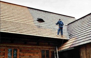 Údržba a oprava dřevěného šindele