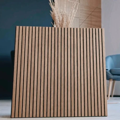 Lamelový panel VARDO - DUBOVÁ DÝHA, ČERNÝ podklad MDF, 600 x 600 x 11 mm