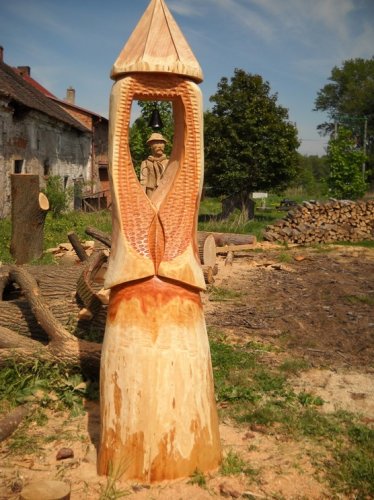 Zvonička 34 dřevořezba 300 cm