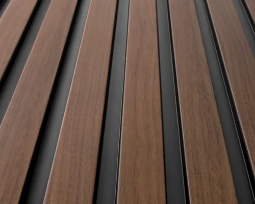 Jsou lamely s příslušným vzorem zhotoveny opravdu z přírodního dřeva?