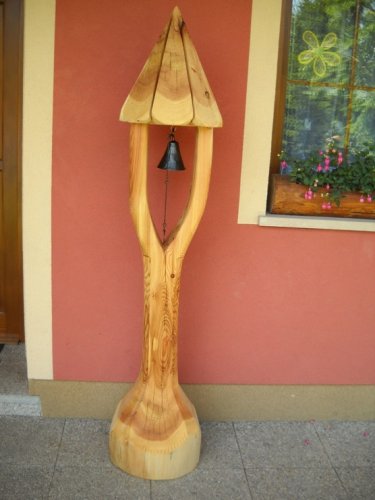 Zvonička 37 dřevořezba 150 cm