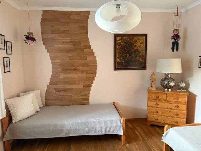 DUB RUSTIKÁLNY 400 (400 x 80 mm) - drevený obklad, lamela 3D - Povrchová úprava: Kartáčovaný - olejovaný