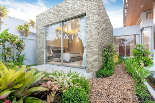 Realizace betonového obkladu KENYA 1 – Štípaný kámen jako fasáda na domě