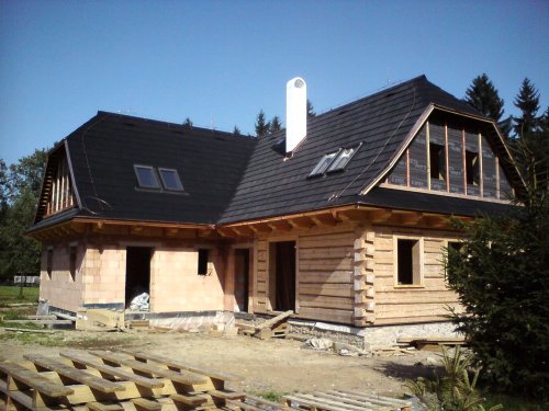 Nejlevnější střešní krytiny – Plast rozhodně nesmí chybět