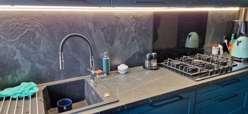 Kamenná dýha - Black Slate, 1220 x 610 x 3 mm