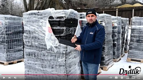 Plastový šindel NEZAPÁCHÁ – a tady je důkaz!
