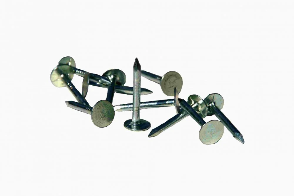 Hřebíky lepenkové FeZn 2,5 × 32 mm – pro plastovou krytinu EUREKO (DDS II, MODERNA, CPS) – 2,5 kg