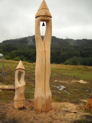 Zvonička 19 dřevořezba 150 / 330 cm