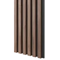 Dřevěné lamely ÚZKÉ na ČERNÉ desce (MDF), OŘECH DÝHA, 24 x 300 x 2750 mm (0,825 m2)