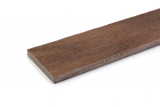 Krycí lišta k dřevěnému obkladu