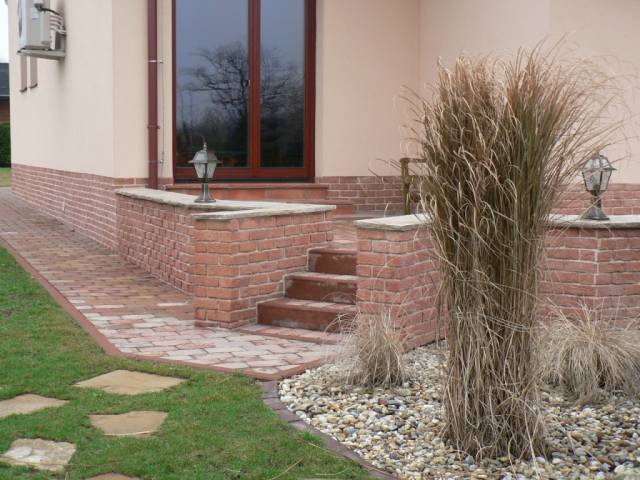 Tehlový obklad, Z BETÓNU, Holland Brick BASTIA 302, červená, 210 x 60 mm, hrúbka 10 - 15 mm, 1 m2