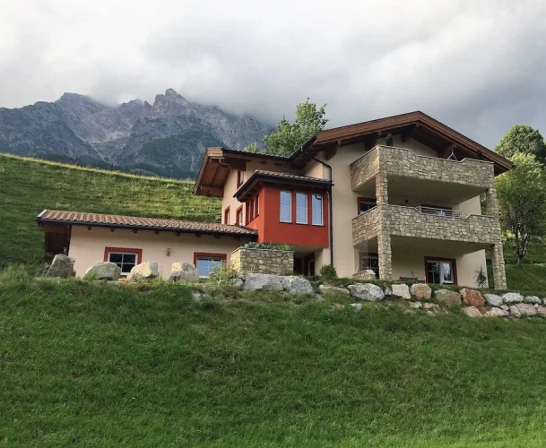 Kamenný obklad, Z BETONU, MIX Country, různé odstíny hnědé, 70 – 600 x 20 – 300 mm, tloušťka 10 - 60 mm, 1 m2