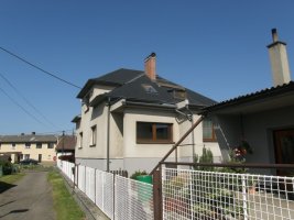 Realizace české plastové krytiny CPS na postarším domě