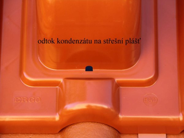 Odtok kondenzátu z větracího kompletu