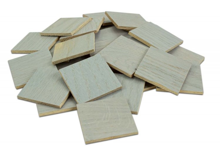 DUB ARKTICKY 50, jednotlivé kusy 50 x 50 mm (0,0025 m²) nebo samolepiaci panel 300 x 300 mm (0,09 m²) - drevena mozaika 3D - Povrchová úprava: Broušený - olejovaný, Balenie: 2 mm