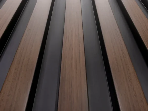 Detail obkladového nástěnného panelu s tmavým odstínem