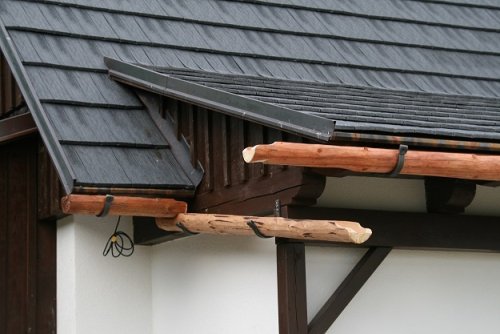 Chlumec, dřevěný žlab, reference