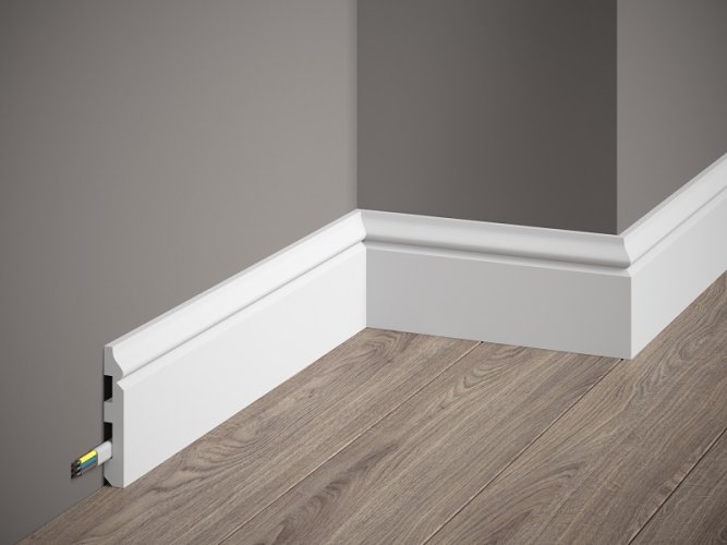 Podlahová lišta – HLADKÁ, tvrdý plast PolyForce (HD Polymer), základní bílý nátěr (přetíratelný), 80 x 13 x 2000 mm