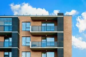 Realizace cihlového obkladu CAMBRIDGE 3 – Cihlový bytový dům