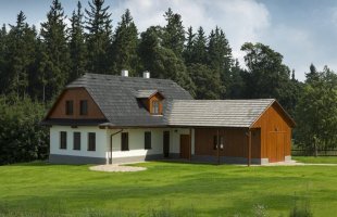 Realizace plastového šindele DDS II na krásná chalupě