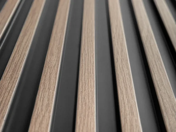 voděodolné obkladové panely s ochranou proti poškrábání