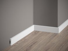 Podlahová lišta – HLADKÁ, tvrdý plast PolyForce (HD Polymer), základní bílý nátěr (přetíratelný), 40 x 10 x 2000 mm