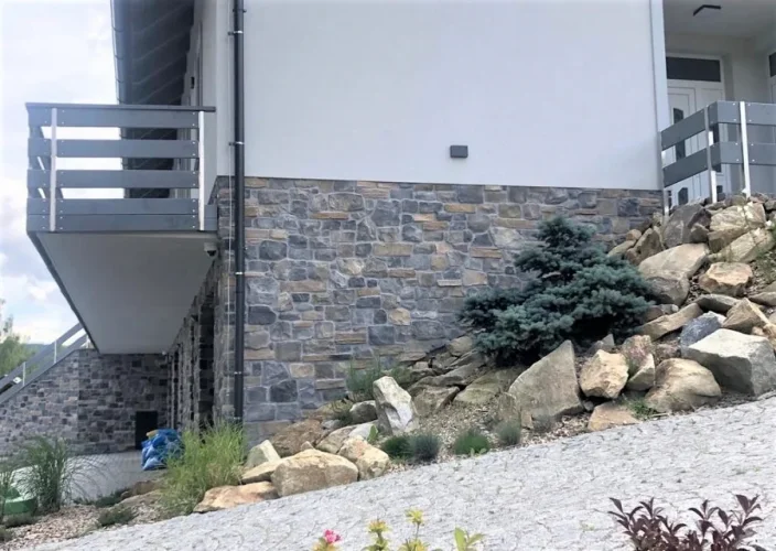 Kamenný obklad, Z BETONU, MIX Alpina, šedohnědá,  70 – 600 x 10 – 300 mm, tloušťka 10 - 60 mm, 0,75 m2