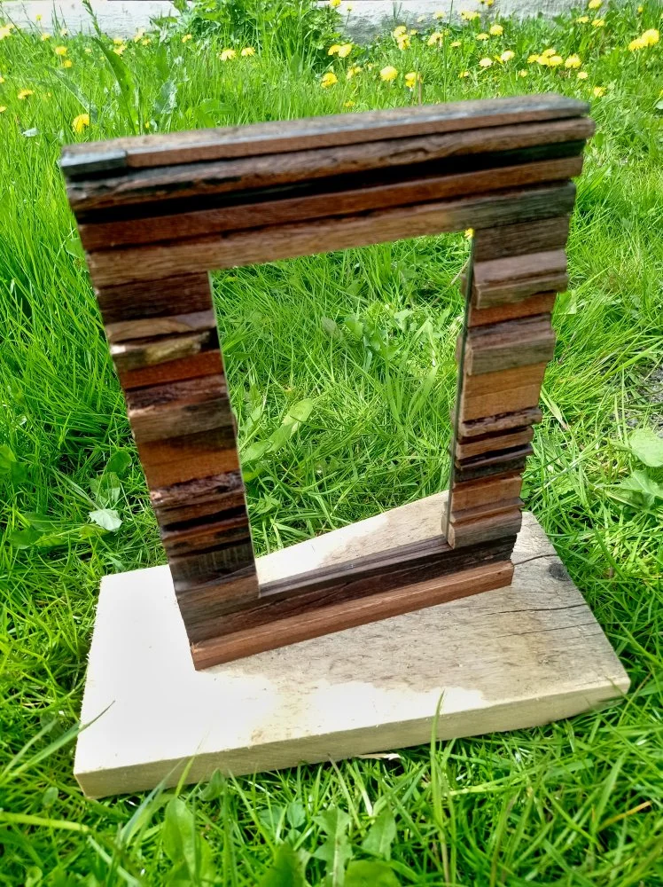 KALIMANTAN A - Zrcadlo obložené dřevem, 290 x 210 mm