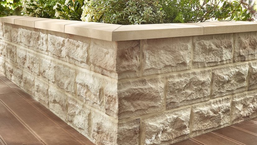 Betonový obklad, ROH, Z BETONU, ROMA 1, hnědá, 98 - 230 x 1160 mm, tloušťka 16-27 mm, 0.36 m2